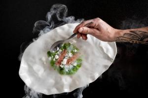 Toit hotelli aladel või selle läheduses