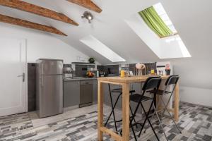 Kuchyň nebo kuchyňský kout v ubytování Apartment Palach