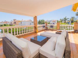 Balkón nebo terasa v ubytování Cubo's Villa Yedra Guadalmar