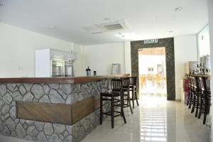 Kuchyň nebo kuchyňský kout v ubytování Hallmark Express Hotel