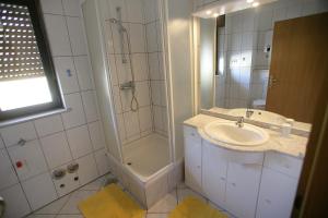 Kúpeľňa v ubytovaní House Peri