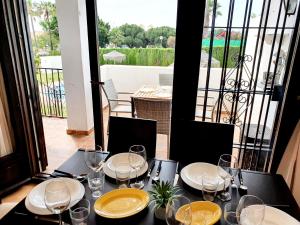 A balcony or terrace at CASA DE LA PLAYA: La Cala de Mijas