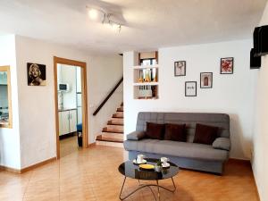 A seating area at CASA DE LA PLAYA: La Cala de Mijas