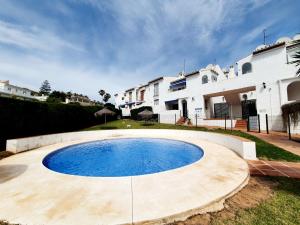 The swimming pool at or close to CASA DE LA PLAYA: La Cala de Mijas