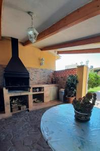 Kuchyň nebo kuchyňský kout v ubytování Chalet vacacional con piscina privada y barbacoa