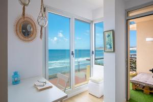 A general sea view or a sea view taken from Az apartmant