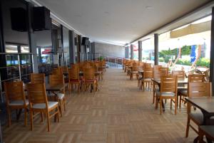Restaurace v ubytování Sunday Beach Hotel