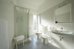 Koupelna v ubytování Hotel Zoagli + 37 fotografií