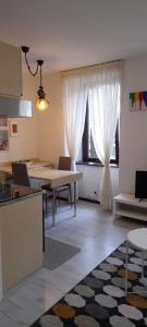 A television and/or entertainment centre at Anna's Home ☆