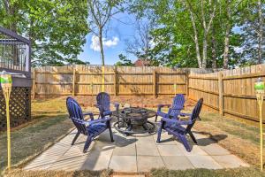 Foto sihtkohas Covington asuva majutusasutuse Charming Covington Home with Fire Pit and Game Room! galeriist