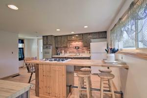 A kitchen or kitchenette at Charming Sodus Point Getaway with Lake Views!