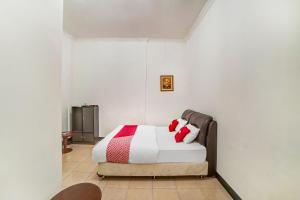 Ruang duduk di OYO 90834 Hotel Anugrah