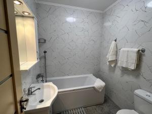 Ένα μπάνιο στο Apartment Robedy +10 φωτογραφίες