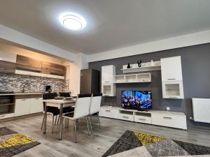 Η κουζίνα ή μικρή κουζίνα στο Apartment Robedy
