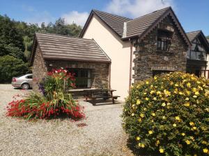 Gallery image of Lovely Sea View 2-Bed Apt in Rineen Sleeps 4 in Skibbereen