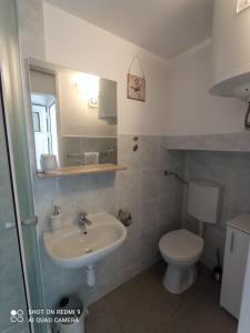 Koupelna v ubytování Apartments & room Ivica Split