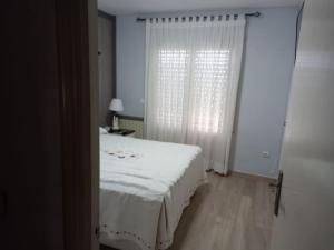 Fotografia z galérie ubytovania Chalet adosado con jardín v destinácii Cebreros + 21 fotografií