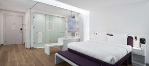 Gallery image of YOTEL Istanbul Airport, City Entrance in Istanbul