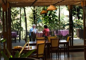 Restoran atau tempat makan lain di Kampung Sampireun Resort & Spa