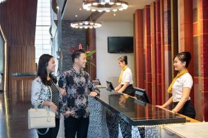 Гости Novotel Palembang