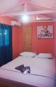 Cama o camas de una habitación en Twin Fin Hostels