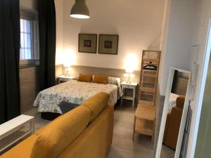 Posteľ alebo postele v izbe v ubytovaní Bonito Loft San Miguel Centro Catedral Wifi
