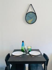 Zdjęcie z galerii obiektu KASA VOYTIER Parking privé & Wifi - Balcon & Ascenseur w mieście Saint Etienne