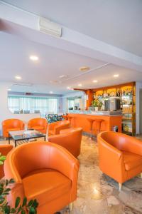 A seating area at Hotel Mirage