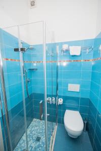 A bathroom at Hotel Mirage