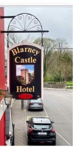 Certifikát, hodnocení, plakát nebo jiný dokument vystavený v ubytování Blarney Castle Hotel