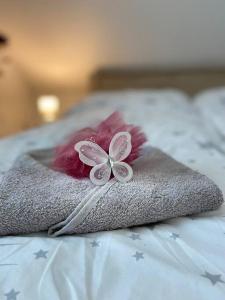 Posteľ alebo postele v izbe v ubytovaní Apartmán Zelený dom 43