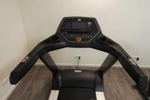 Fitness centrum a/nebo fitness zařízení v ubytování Haus Strandläufer Apartment 1 6 DeichLounge