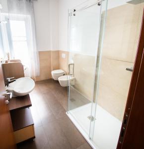 A bathroom at SIUM'S APARTMENT Még 21 kép