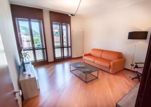 A seating area at SIUM'S APARTMENT