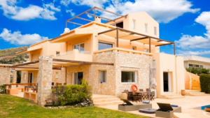 Kép Deluxe Villa w/ Pool 5 bdrm szállásáról Anáviszoszban a galériában