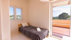 Fotografie z fotogalerie ubytování Deluxe Villa w/ Pool 5 bdrm v destinaci Anavissos