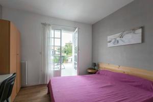 Postel nebo postele na pokoji v ubytování LOCBASQUE-COM - BEGIAK URAN - Villa Les Yeux Dans L'eau 3 ETOILES - WIFI