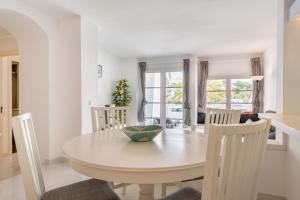Posedenie v ubytovaní Porto Cari 9 Apart Marina Cala dor