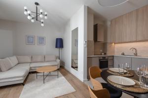 Kuchyňa alebo kuchynka v ubytovaní Resort Apartamenty Klifowa Rewal 79