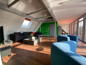 O zonă de relaxare la Loft im Schleusenhaus