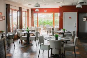 Restaurace v ubytování Le Mas De Gaujac