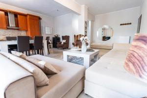 Kuchyňa alebo kuchynka v ubytovaní Anastasias House - 100μ από την Κυανή Ακτή