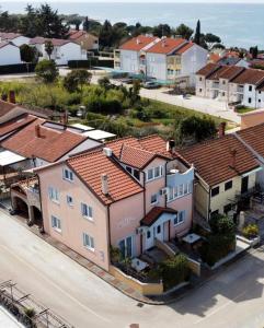 Galeriebild der Unterkunft Villa Ružica in Dajla