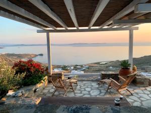 Снимка в галерията на The Seaview Lodge в Миконос