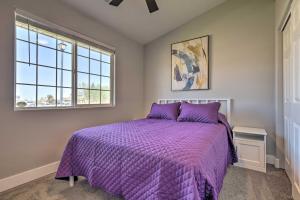 A bed or beds in a room at Family-Friendly Cedar City Home Yard and Grill