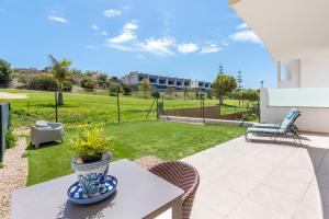 Gallery image of Baviera Golf Townhouse in Caleta De Velez