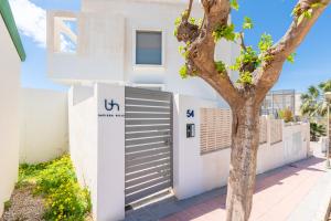 Gallery image of Baviera Golf Townhouse in Caleta De Velez