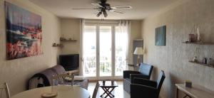 Posezení v ubytování Appartement lumineux vue mer