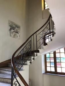Fotografie z fotogalerie ubytování Château de Charmeil- Vichy chambres d'hôtes v destinaci Charmeil