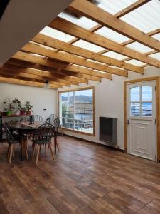 Φωτογραφία από το άλμπουμ του BIG HOME στην Ουσουάια +31 φωτογραφίες